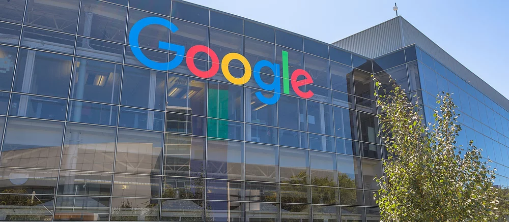 Минцифры: Google ограничила создание новых аккаунтов в России