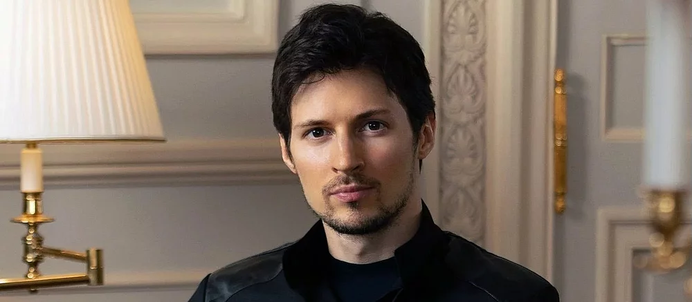 В сети завирусились предполагаемые снимки Павла Дурова с его родными детьми