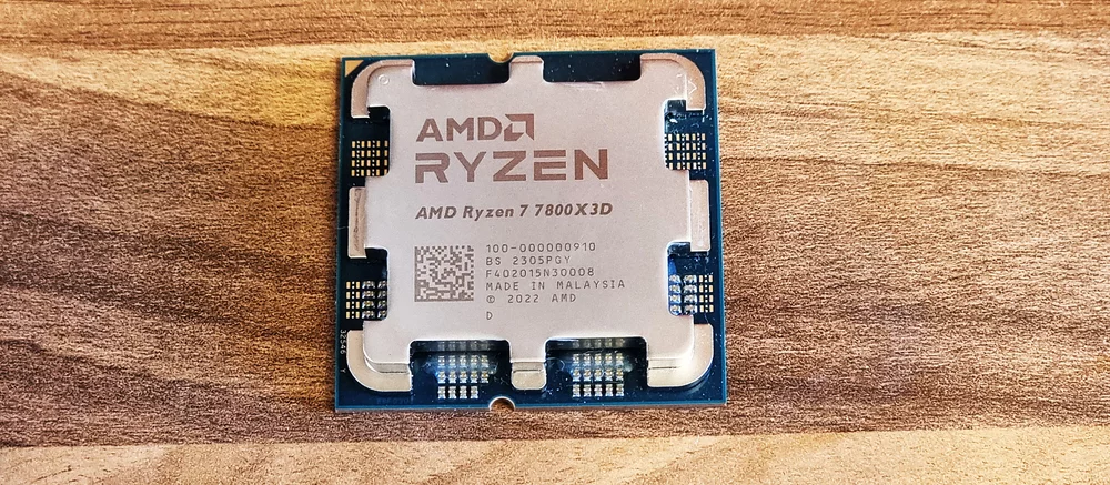 Ютубер нашел качественную подделку игрового процессора AMD Ryzen 7 7800X3D, которую сложно отличить от оригинала