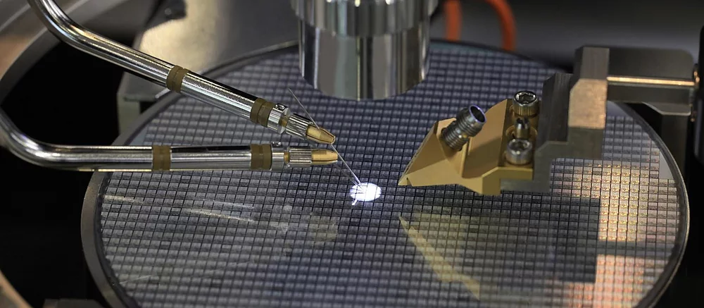 Анонсированы самые тонкие кремниевые пластины, которые обеспечат повышение энергоэффективности процессоров