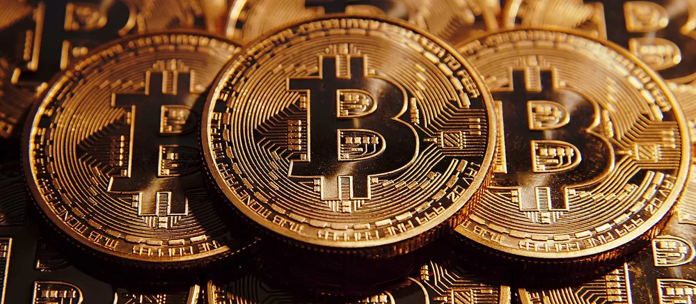 Биткоин сразу несколько раз обновил рекордный максимум — стоимость криптовалюты уже $89 тыс.