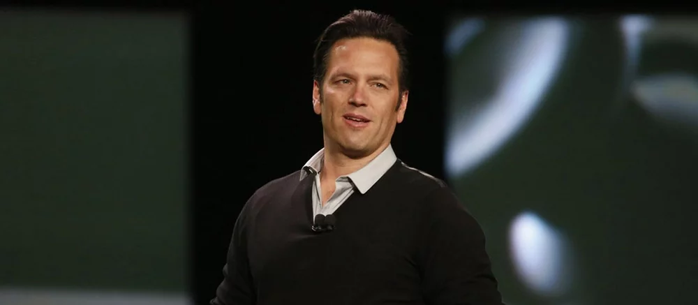 Фил Спенсер подтвердил разработку портативной Xbox и обсудил выход эксклюзивов на других консолях