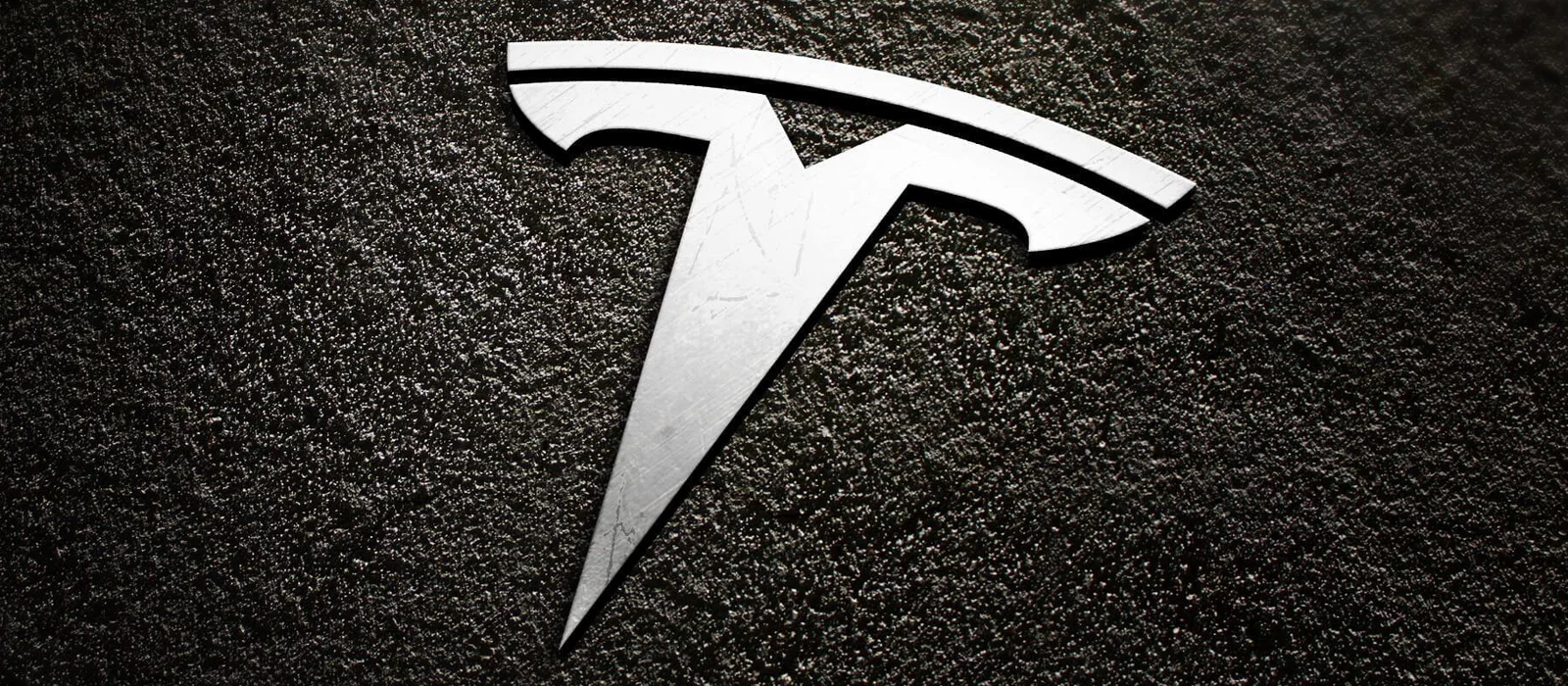 
          Илон Маск ответил, при каком условии Tesla выпустит собственный смартфон, о котором уже давно ходят слухи
        