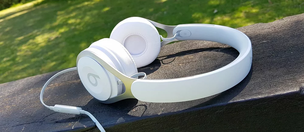 Никакого шума: в США изобрели наушники с ИИ для тишины