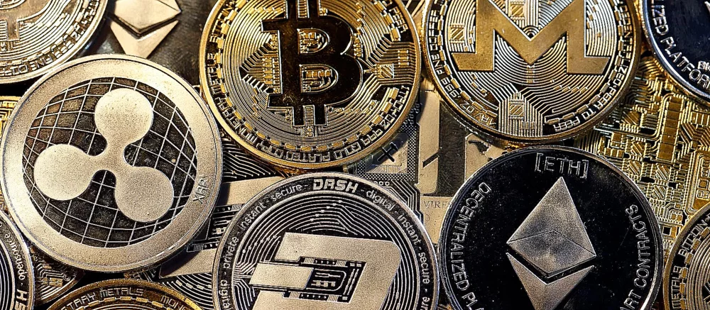 Школьник создал криптовалюту и заработал миллионы, обманув вкладчиков