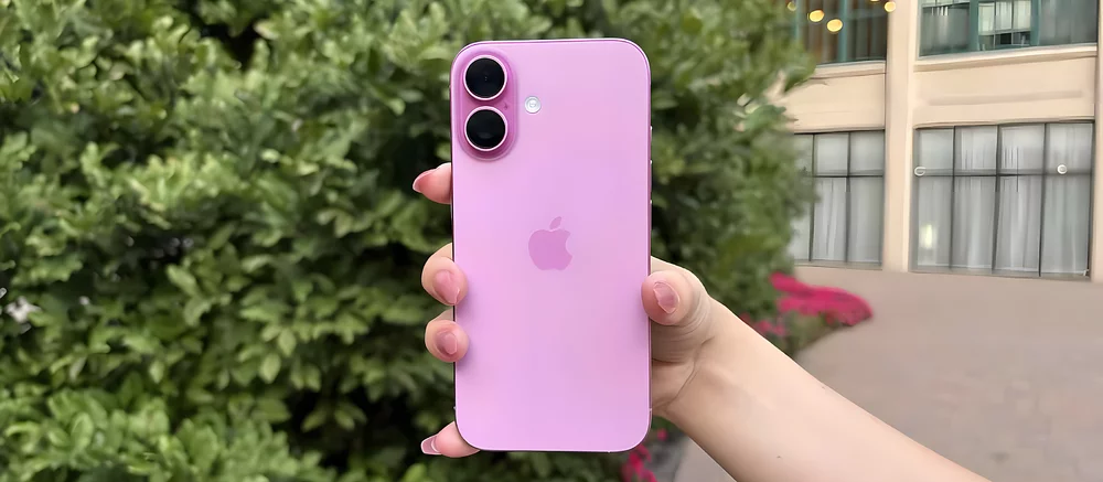 Слабый старт iPhone 16: продажи оказались вдвое ниже, чем у iPhone 15