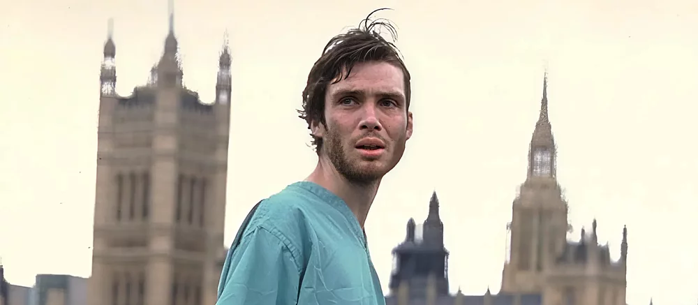 Показан первый постер продолжения «28 дней спустя» с Киллианом Мёрфи и Рэйфом Файнсом