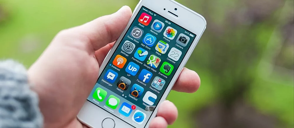 Согласно опросу, более половины россиян покупали iPhone в кредит