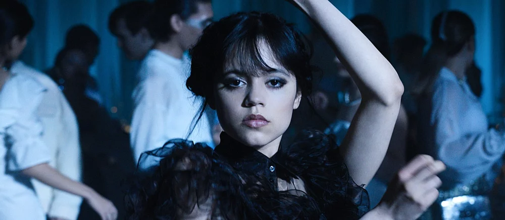 Показаны первые кадры из второго сезона «Уэнздей»