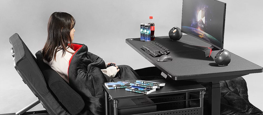 Японская компания выпустила гибрид кровати и кресла для геймеров