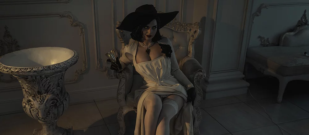 Россиянка покорила Reddit, показав каноничный косплей Леди Димитреску из Resident Evil Village