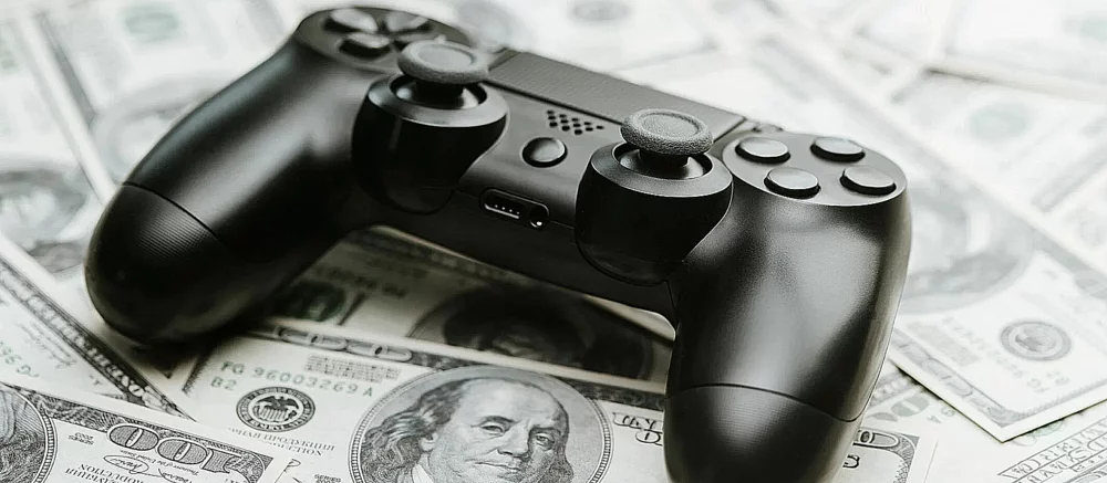 Российские геймеры стали меньше «пиратить», а траты на донат превосходят траты на игры