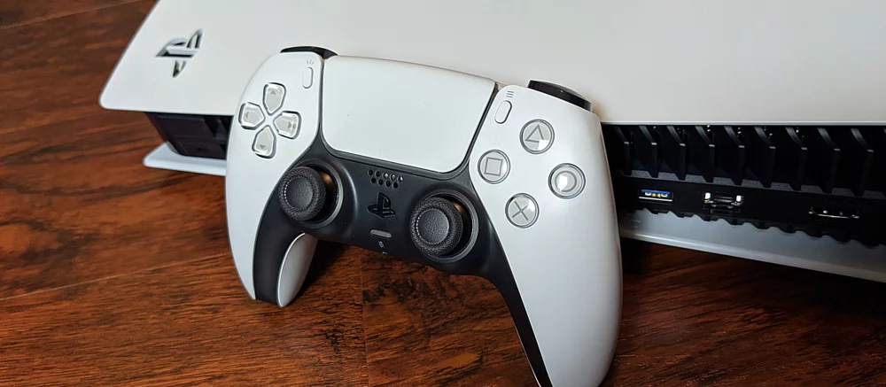 PS5 опережает PS4 по темпам продаж в США, а Xbox Series X/S отстает от Xbox One