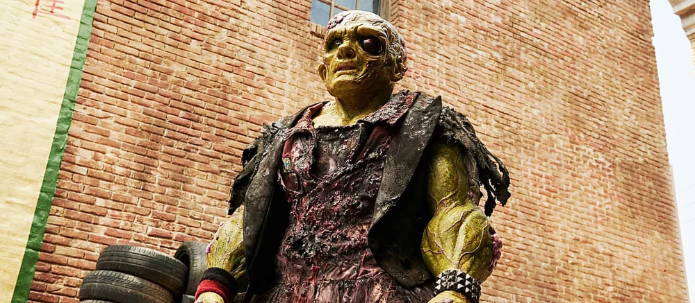 Вышел тизер-трейлер «Токсичного мстителя» с Питером Динклэйджем, Элайджей Вудом и Кевином Бейконом