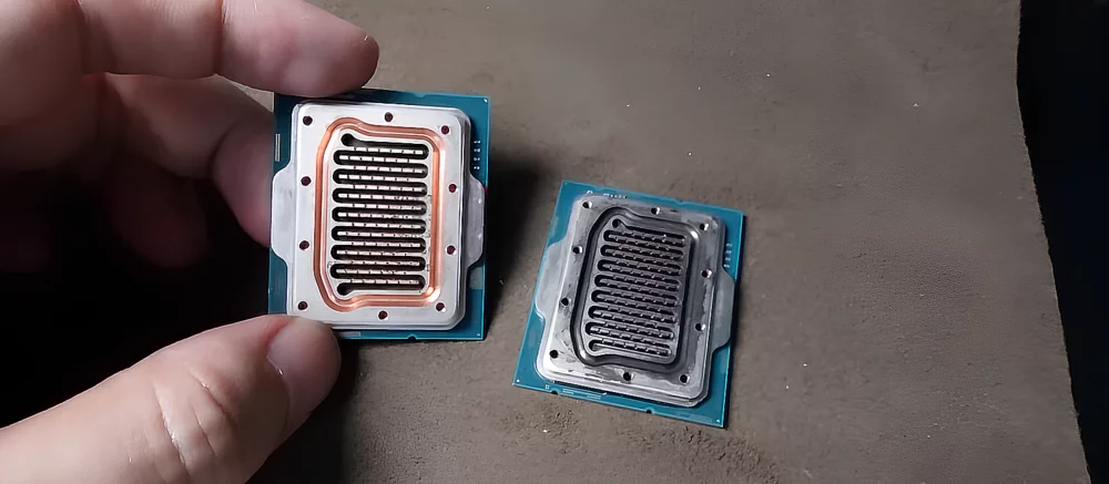 Китайский моддер встроил СЖО прямо в процессор