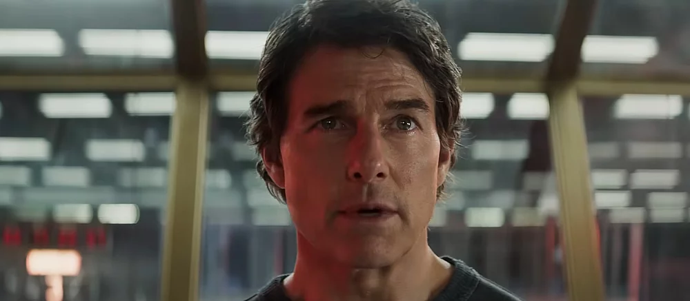 «Господи, посмотрите на эти руки»: 62-летний Том Круз удивил фанатов своими мускулами на свежем кадре  «Миссии невыполнима 8»