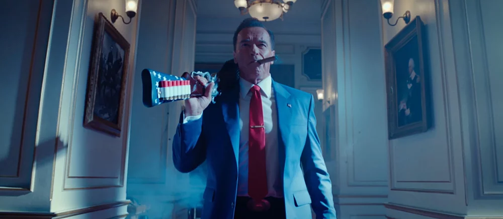 В сеть слили безумный трейлер «Кунг Фьюри 2» с Арнольдом Шварценеггером в роли президента США