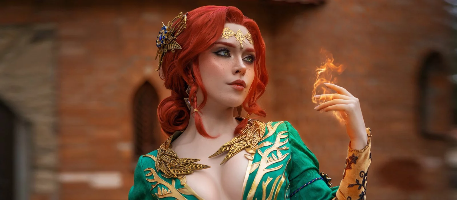 Косплеерша показала две разные версии Трисс Меригольд из The Witcher