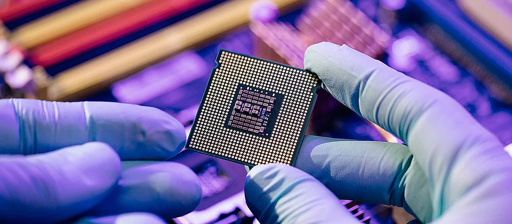 В Китае созданы первые процессоры, полностью спроектированные языковой моделью
