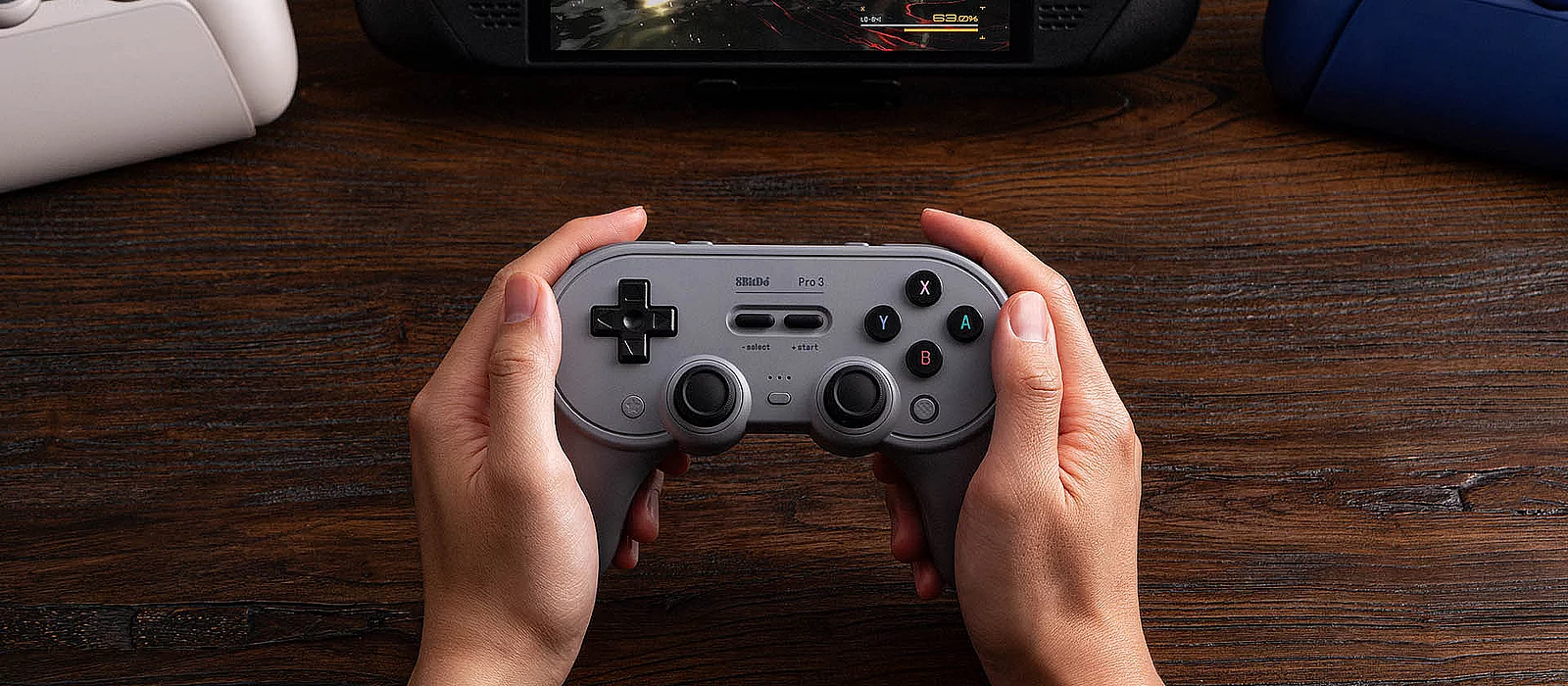 8BitDo анонсировала Pro 3 — геймпад с переставляемыми кнопками
