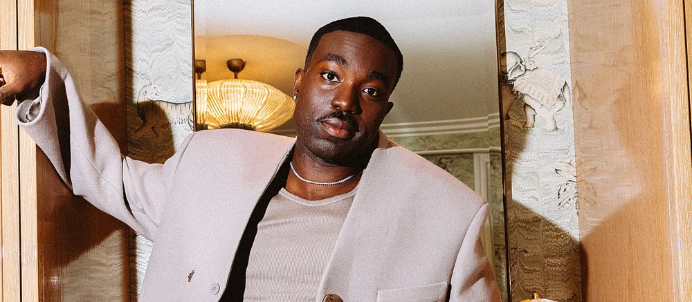 Актёр Люциуса Малфоя назвал расистами тех, кто оскорбляет Паапу Эсьеду за участие в сериале «Гарри Поттер»