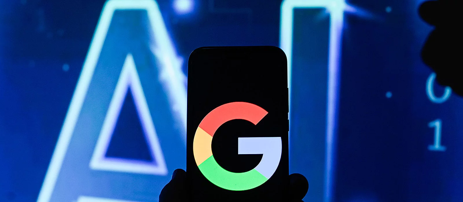 Британские СМИ требуют у Google опцию отключения ИИ-сводок в поиске