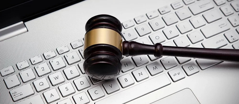 Госдума приняла закон о штрафах за поиск экстремистских материалов в интернете