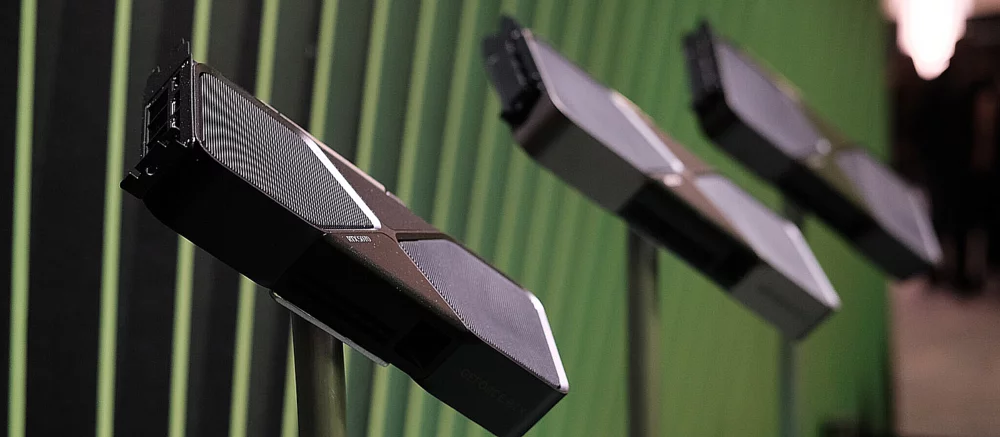 Тесты GeForce RTX 5050: практически в половину слабее RX 9060 XT (8ГБ)