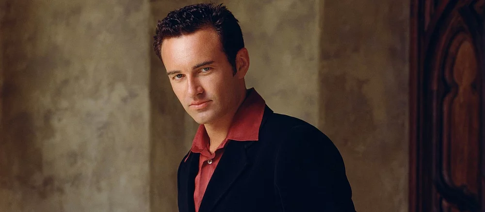 Ушёл из жизни Джулиан Макмэхон, звезда «Фантастической четвёрки» и «Зачарованных»