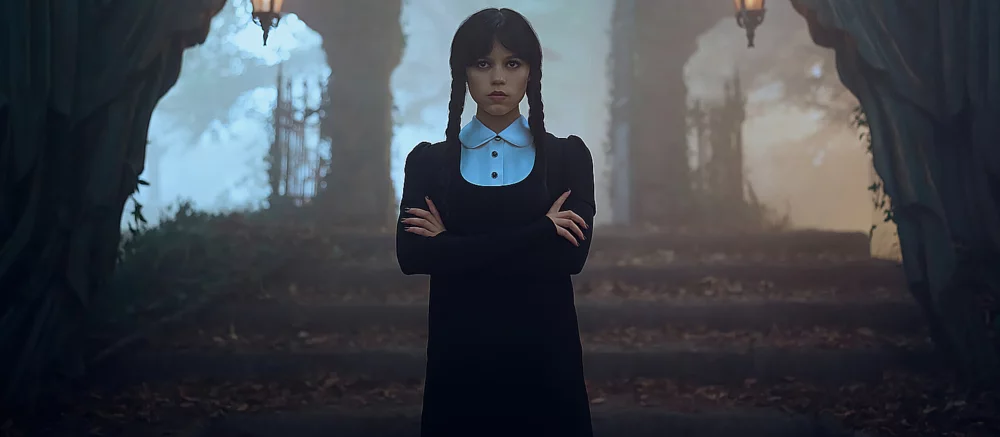 Мнение о первой половине второго сезона «Уэнздей» — среда в невероятно дорогой квест-комнате