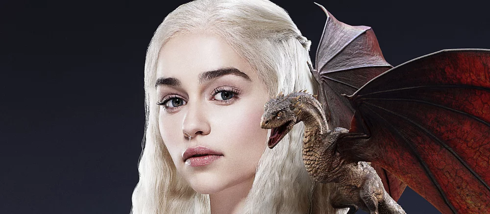 Представлена гиперреалистичная фигурка Дейенерис Таргариен с тремя драконами из «Игры престолов»