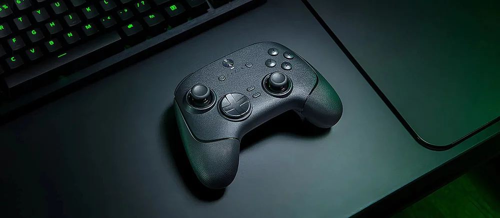 Razer анонсировала новые геймпады: беспроводной и проводной с частотой 8 000 Гц