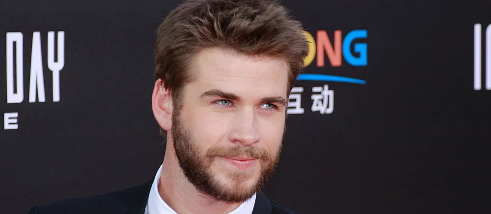 Лиам Хемсворт рассказал о замене Генри Кавилла и подготовке к роли Геральта для «Ведьмака»