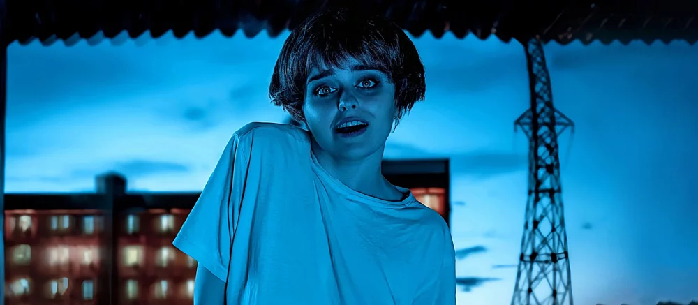 Обзор No, I'm not a human. Визуальная новелла о конце света