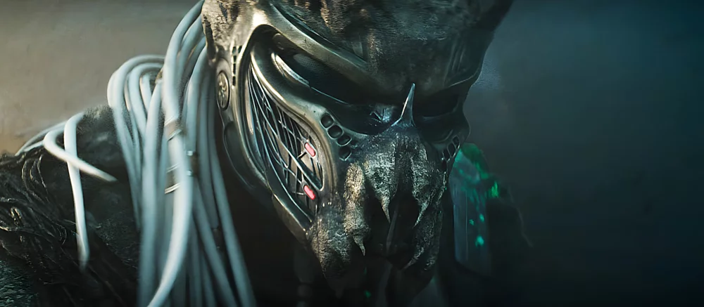 Авторы нового «Хищника» показали закулисные моменты съемок