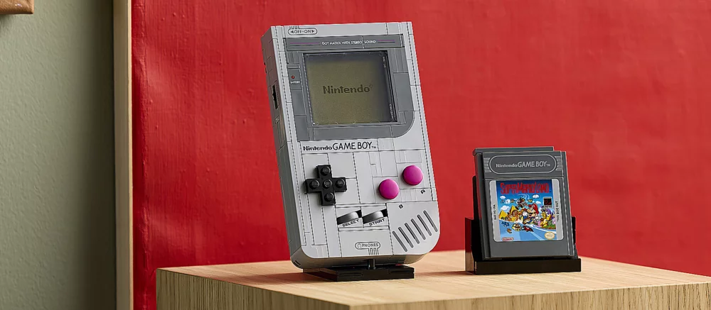 Энтузиаст собрал работающий Game Boy внутри набора LEGO
