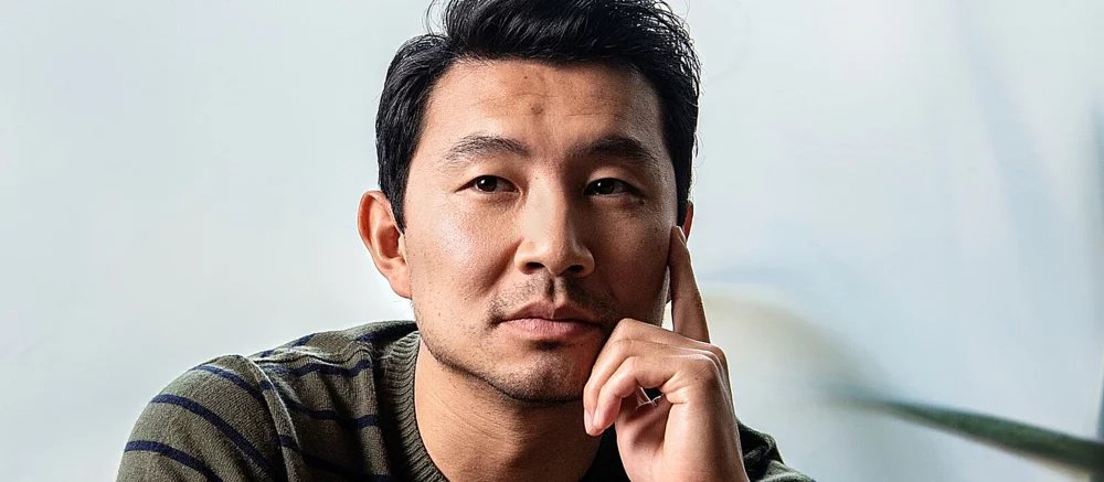 Звезда Marvel Симу Лю назвал ТОП-10 любимых игр. В списке есть Dragon Age, Mass Effect и Diablo 2