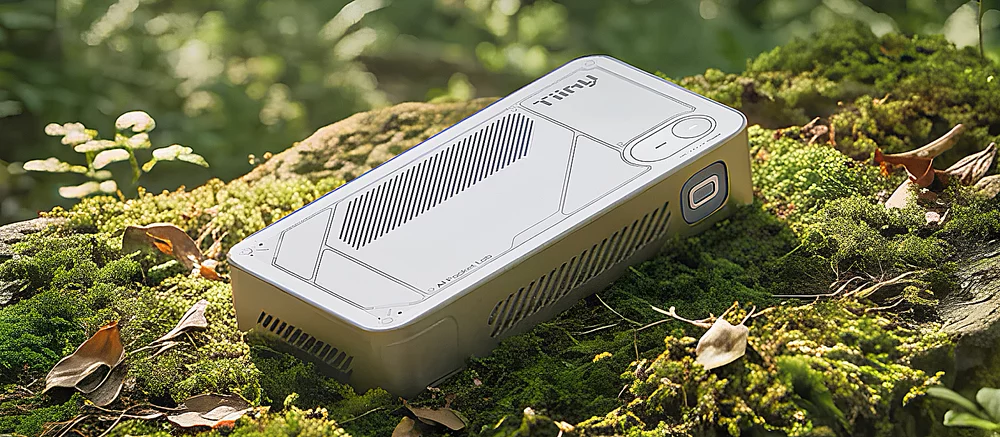 Локальные ИИ-модели до 120 млрд параметров уместили в карманное устройство