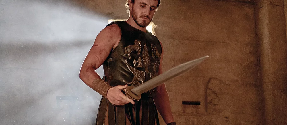 «Не понимали, что сделало первый фильм особенным»: Рассел Кроу разгромил «Гладиатор 2»