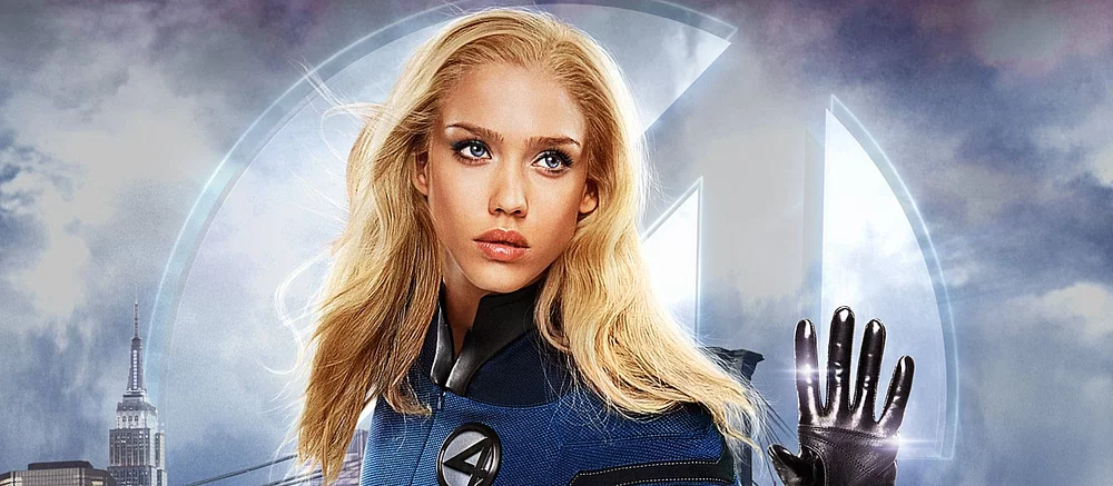 Спустя 20 лет Джессика Альба рассказала о самой нелюбимой и «унизительной» сцене в «Фантастической четверке»