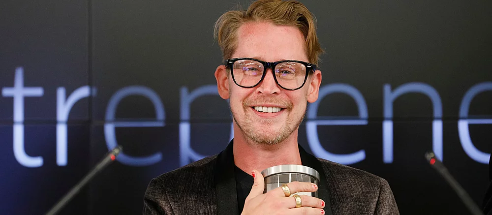 Звезда «Один дома» высказался о самом спорном рождественском фильме — это довольно известный боевик