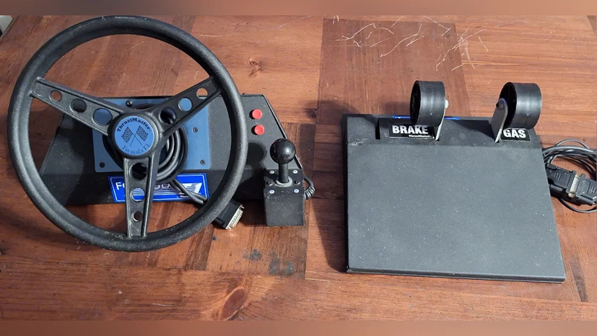 Первый игровой руль Thrustmaster Formula T1