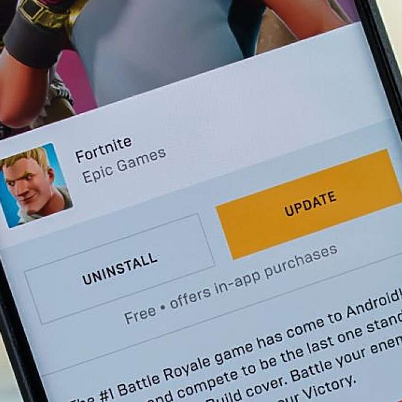 Старая версия установщика Fortnite на Android позволяла хакерам взламывать  тысячи телефонов