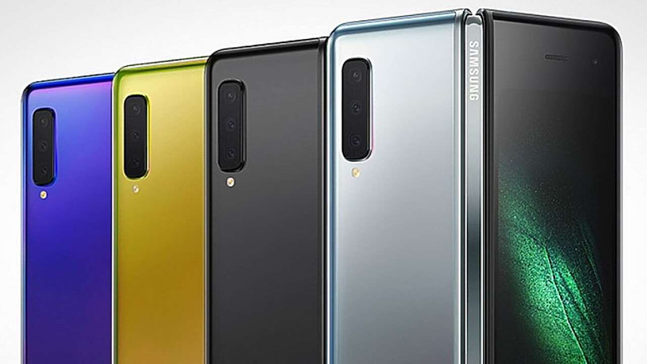 Samsung показала гнущийся телефон Galaxy Fold за 130 тысяч рублей