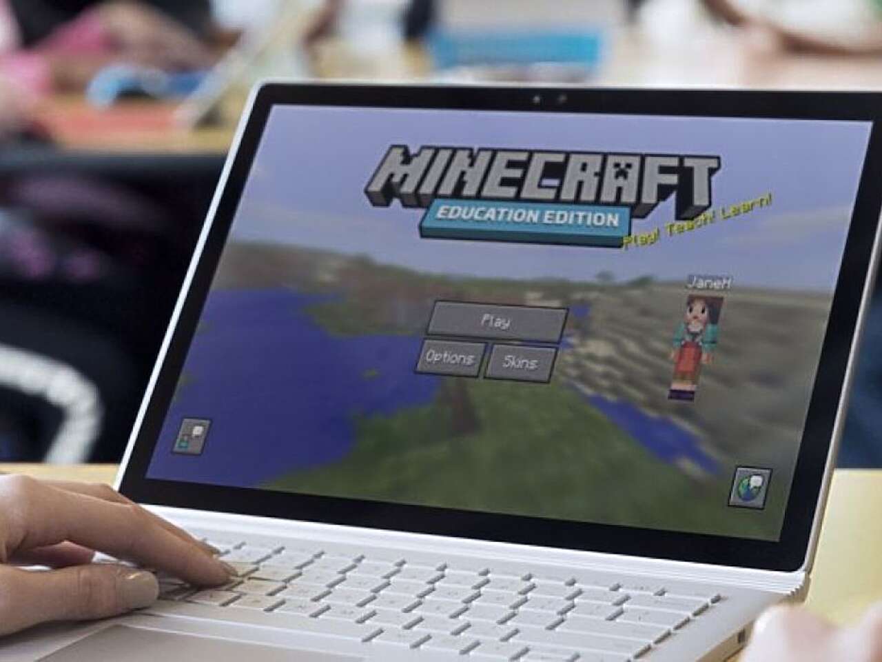 Телеканал использовал кадры строительства в Minecraft для ролика про  насилие в играх