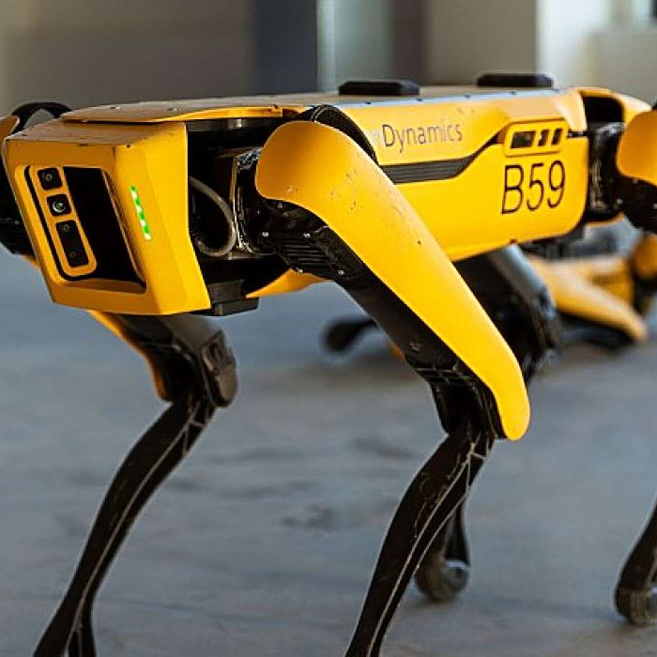 Boston Dynamics открыла продажу роботов и показала на видео их умения