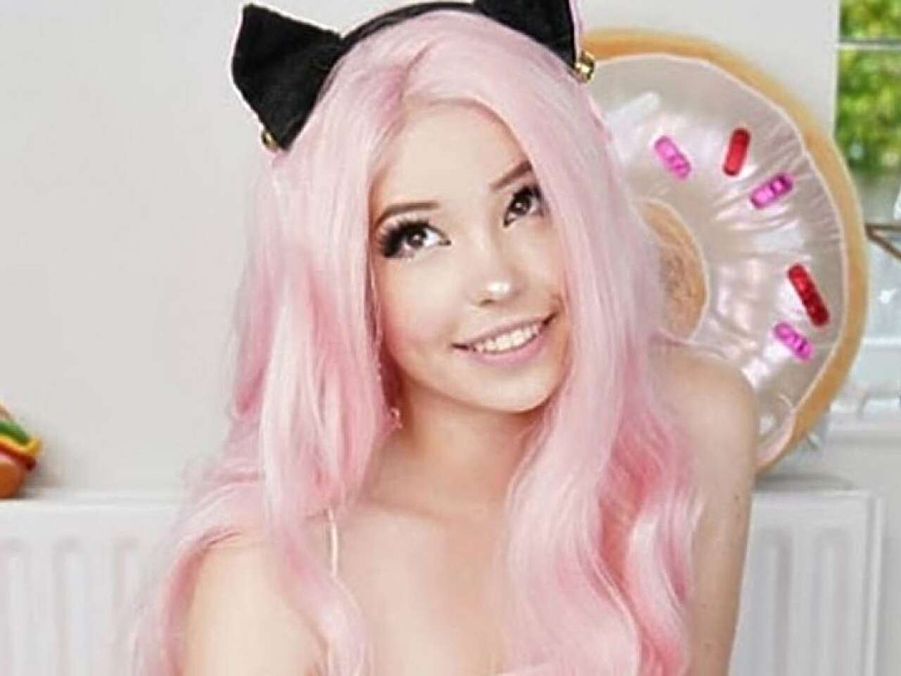 Belle dolphin video. Belle Delphine boyfriend. Bella Delphine эксклюзив.