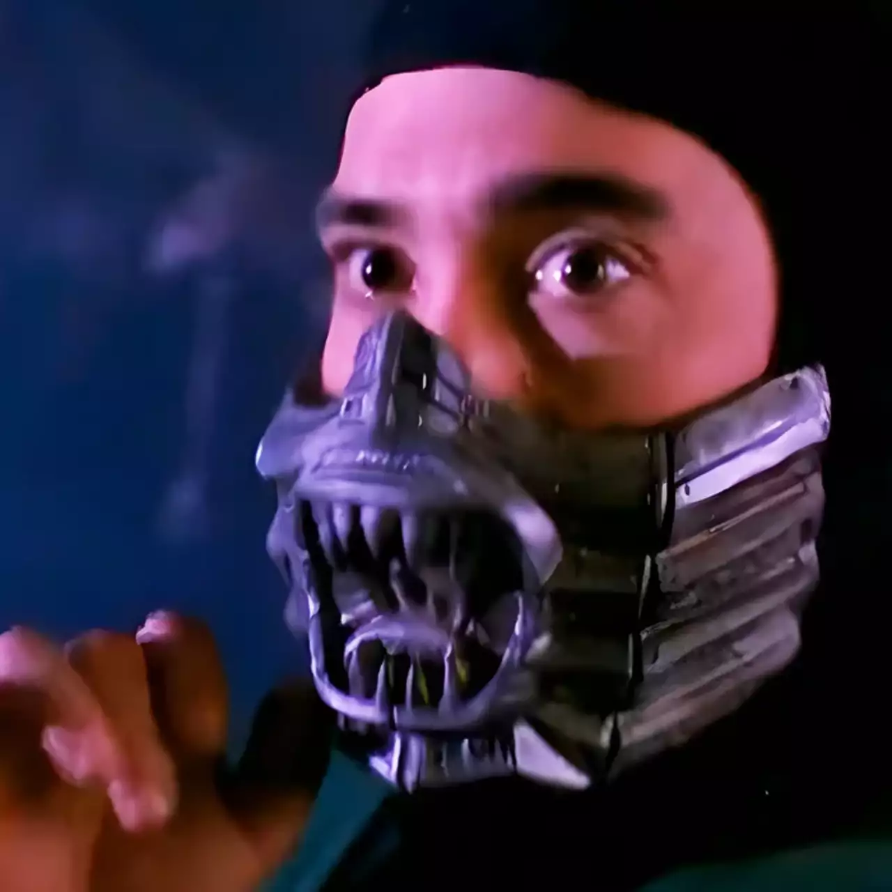 Художник качественно воссоздал Рептилию из фильма Mortal Kombat 1995 года