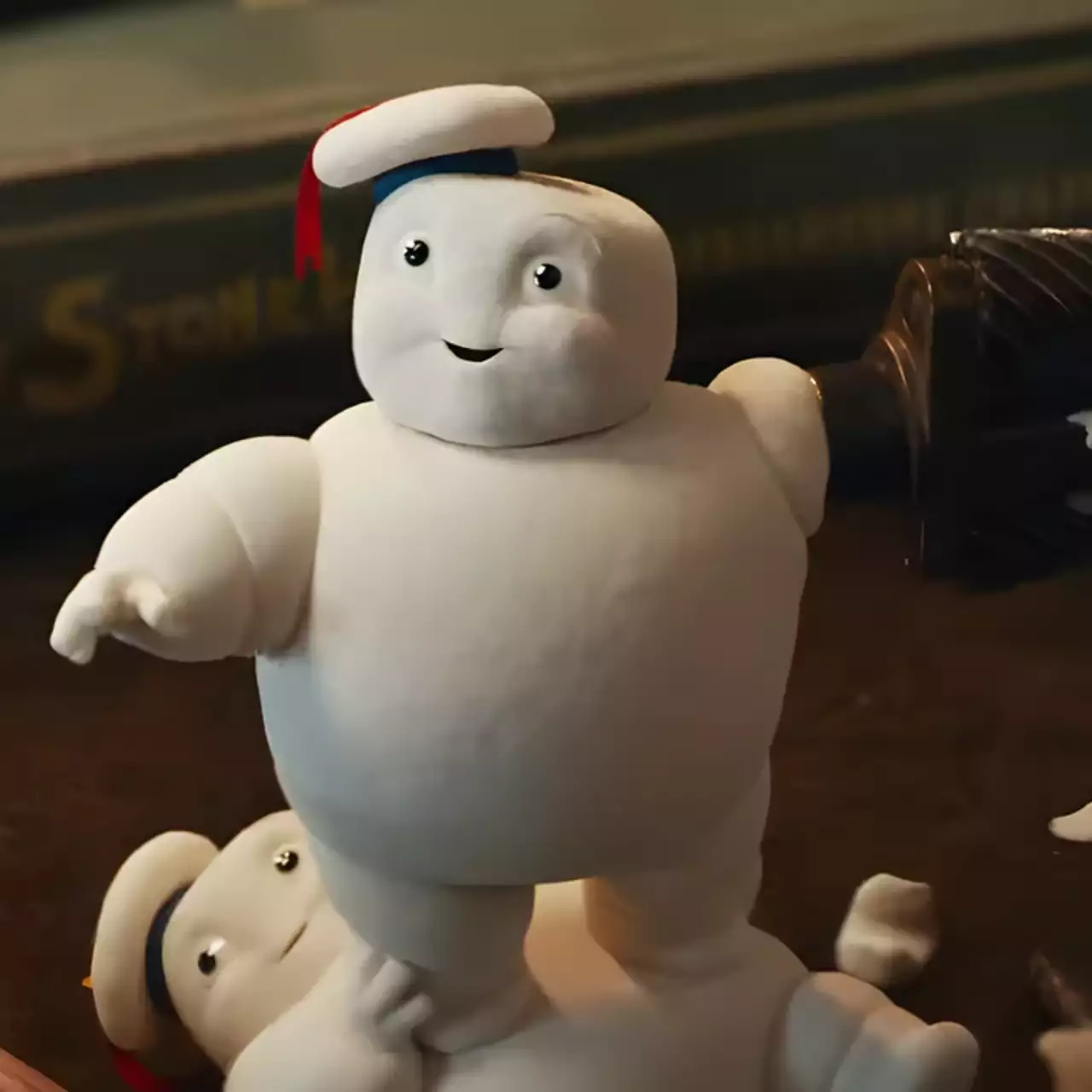 Sony показала финальный трейлер фильма «Охотники за привидениями: Леденящий ужас» Sony показала финальный трейлер фильма «Охотники за привидениями: Леденящий ужас»