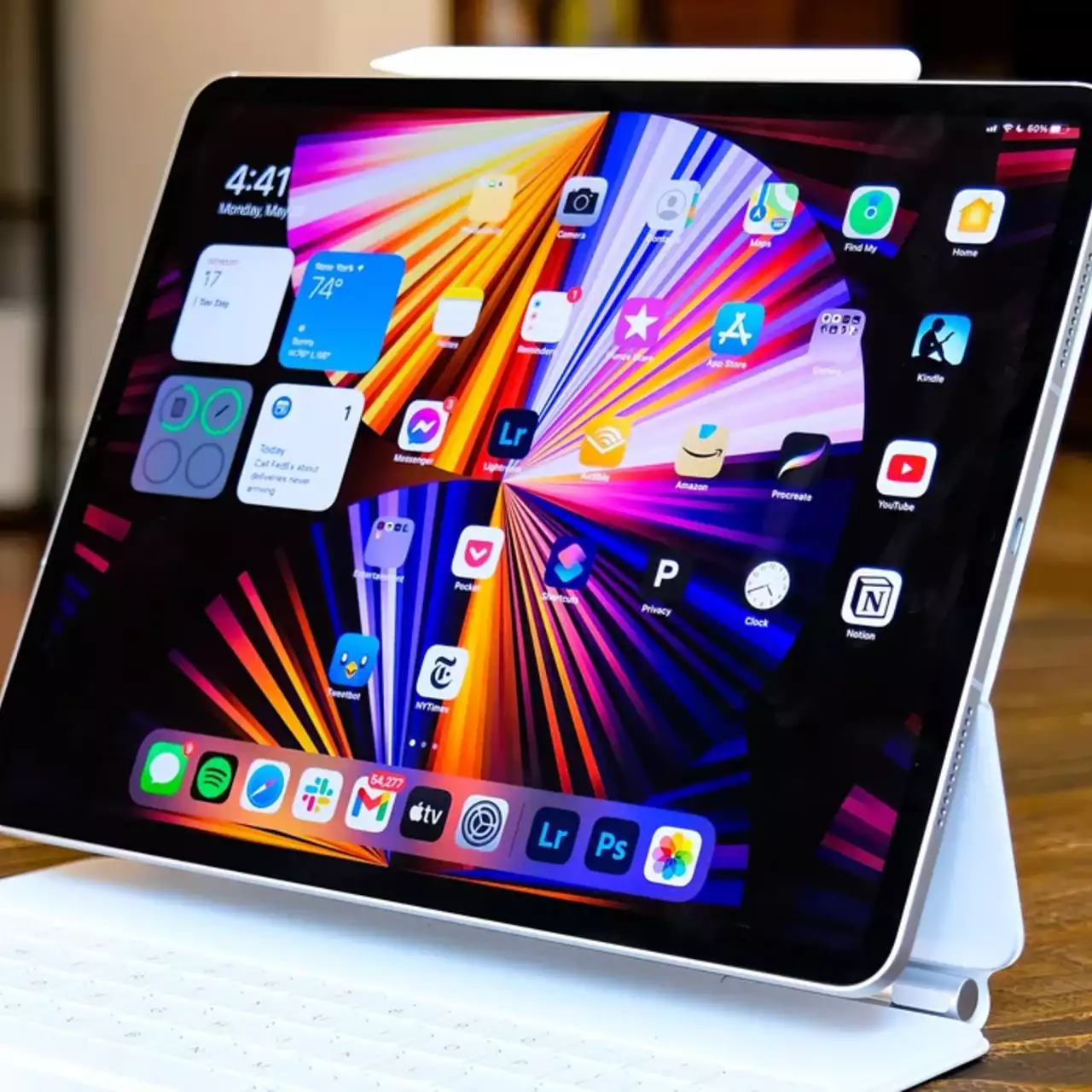 Новый iPad Pro с процессором M4. Полноценная замена MacBook или очередной планшет, который мало кому нужен? Новый iPad Pro с процессором M4. Полноценная замена MacBook или очередной планшет, который мало кому нужен?